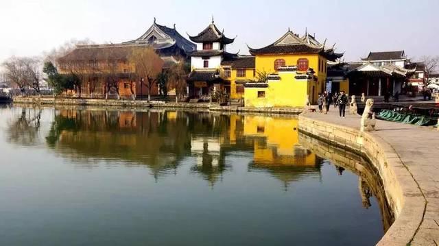 刚上幼儿园的孩子不合群怎么办?有何改善小妙招?-专业的问答平台